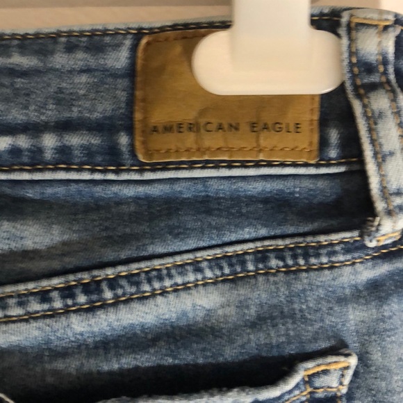 AE next level stretch midi sunny denim shorts. - Picture 3 of 4